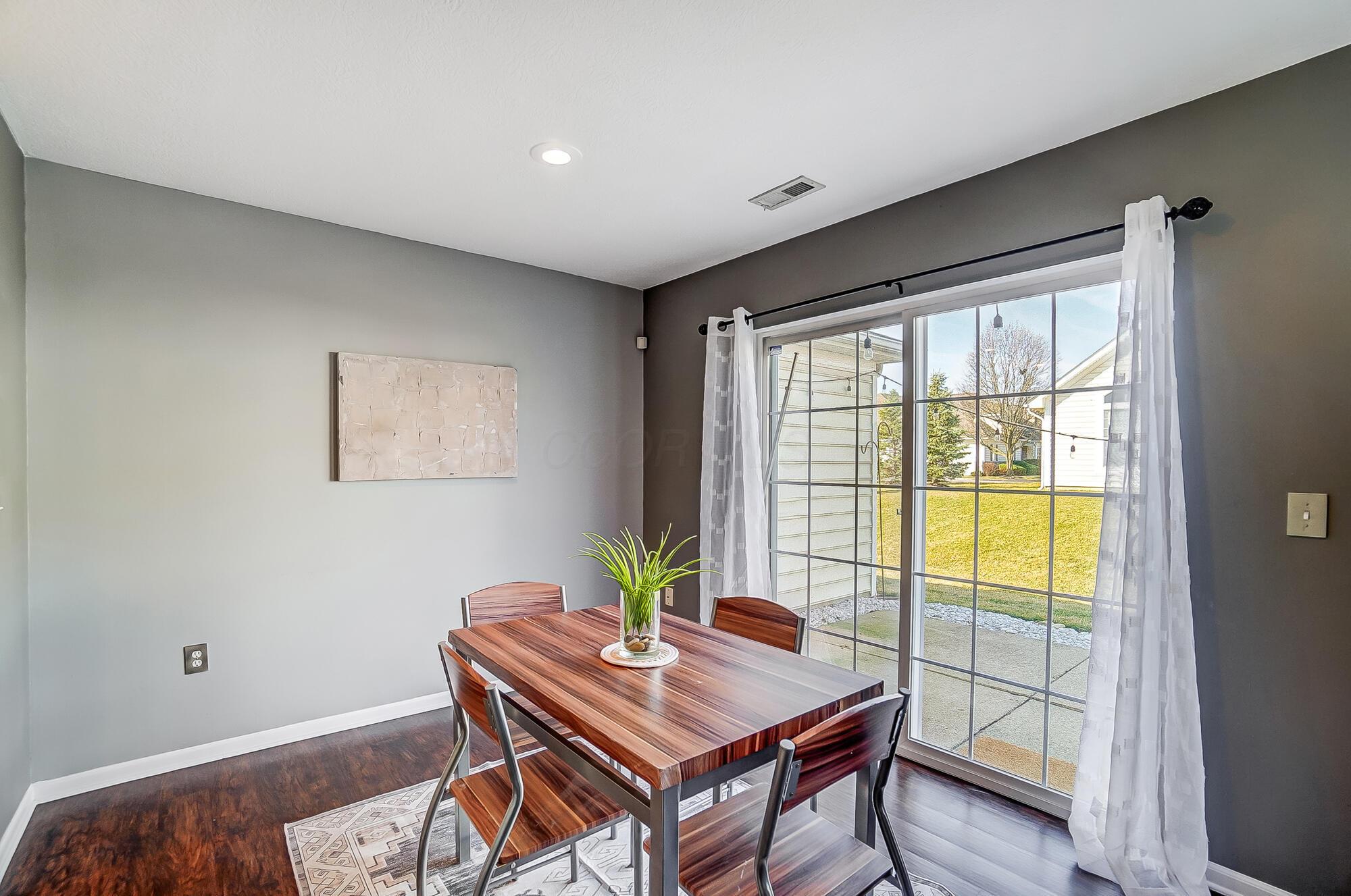 5571 Viningbrook Drive, Dublin, Ohio image 12