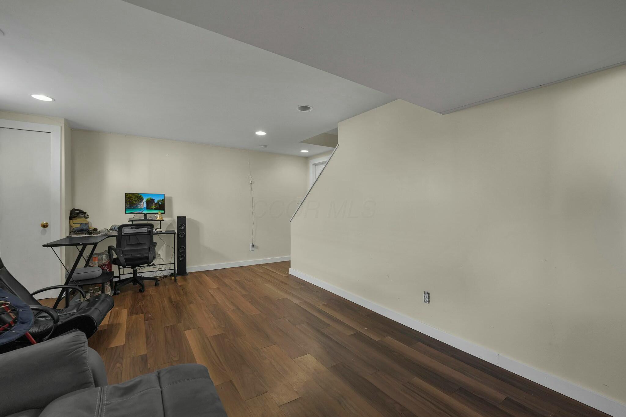 5350 Whispering Oak Boulevard, Hilliard, Ohio image 16