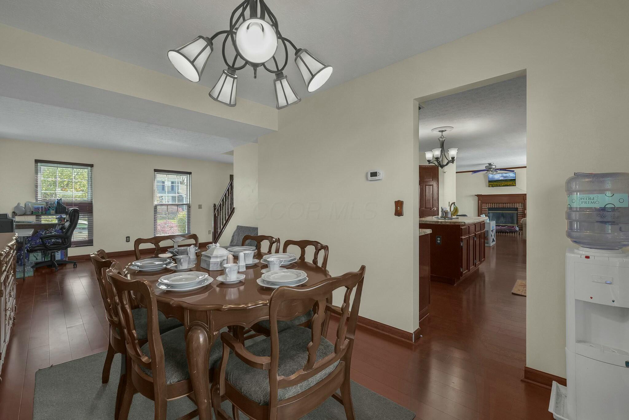5350 Whispering Oak Boulevard, Hilliard, Ohio image 5