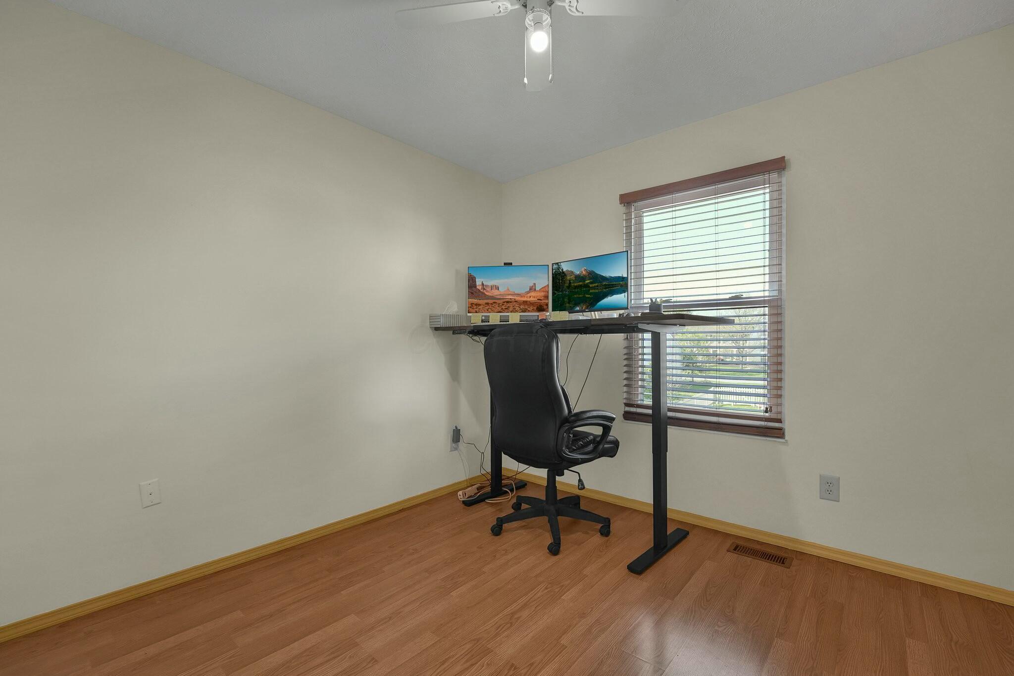 5350 Whispering Oak Boulevard, Hilliard, Ohio image 22