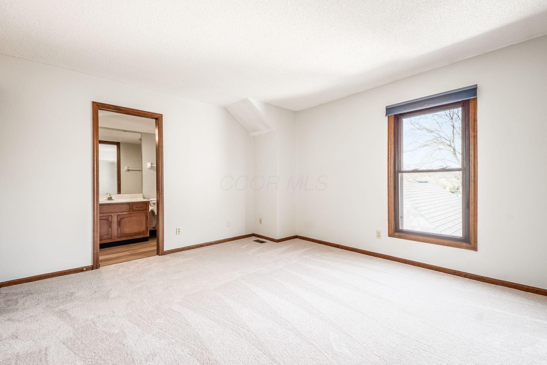 6677 Willow Grove Place, Dublin, Ohio image 23