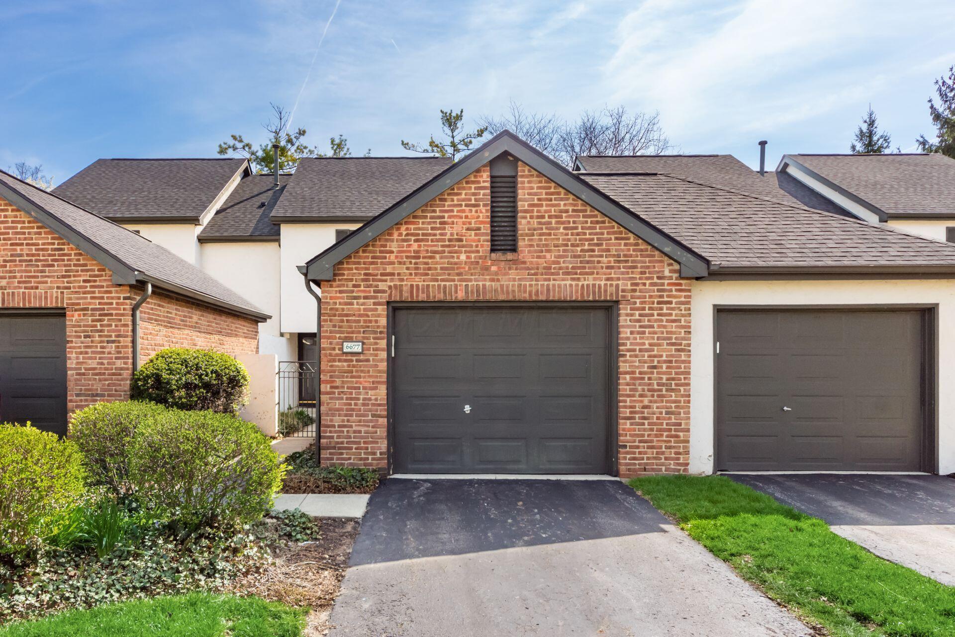 6677 Willow Grove Place, Dublin, Ohio image 1
