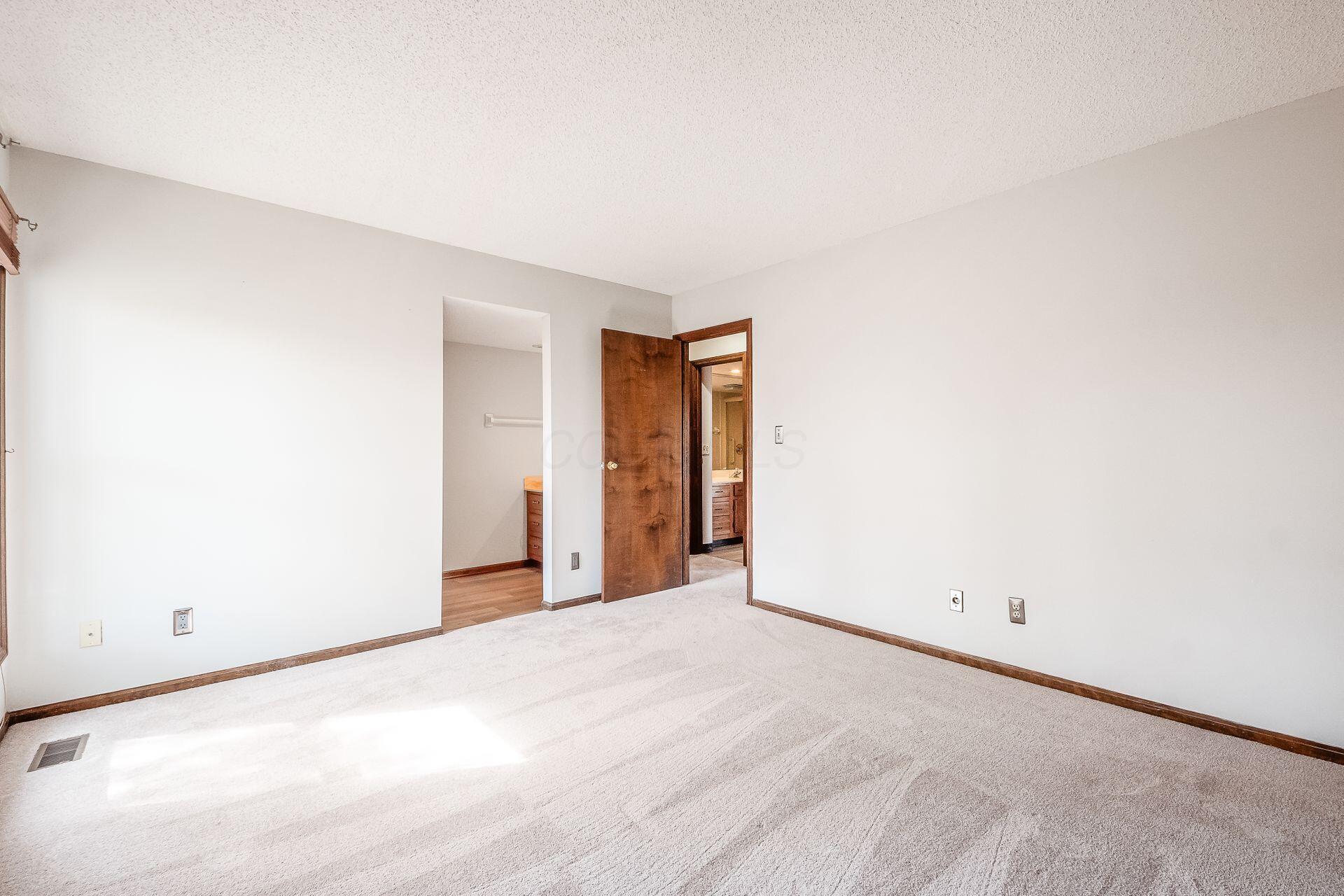 6677 Willow Grove Place, Dublin, Ohio image 20
