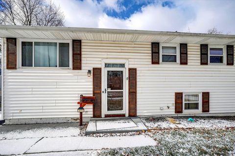Tiny photo for 495 Daytona Road, Columbus, OH 43228 (MLS # 226002942)