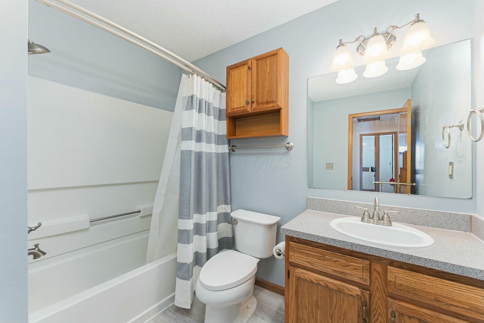 1509 Anderley Road, Grove City, Ohio image 32
