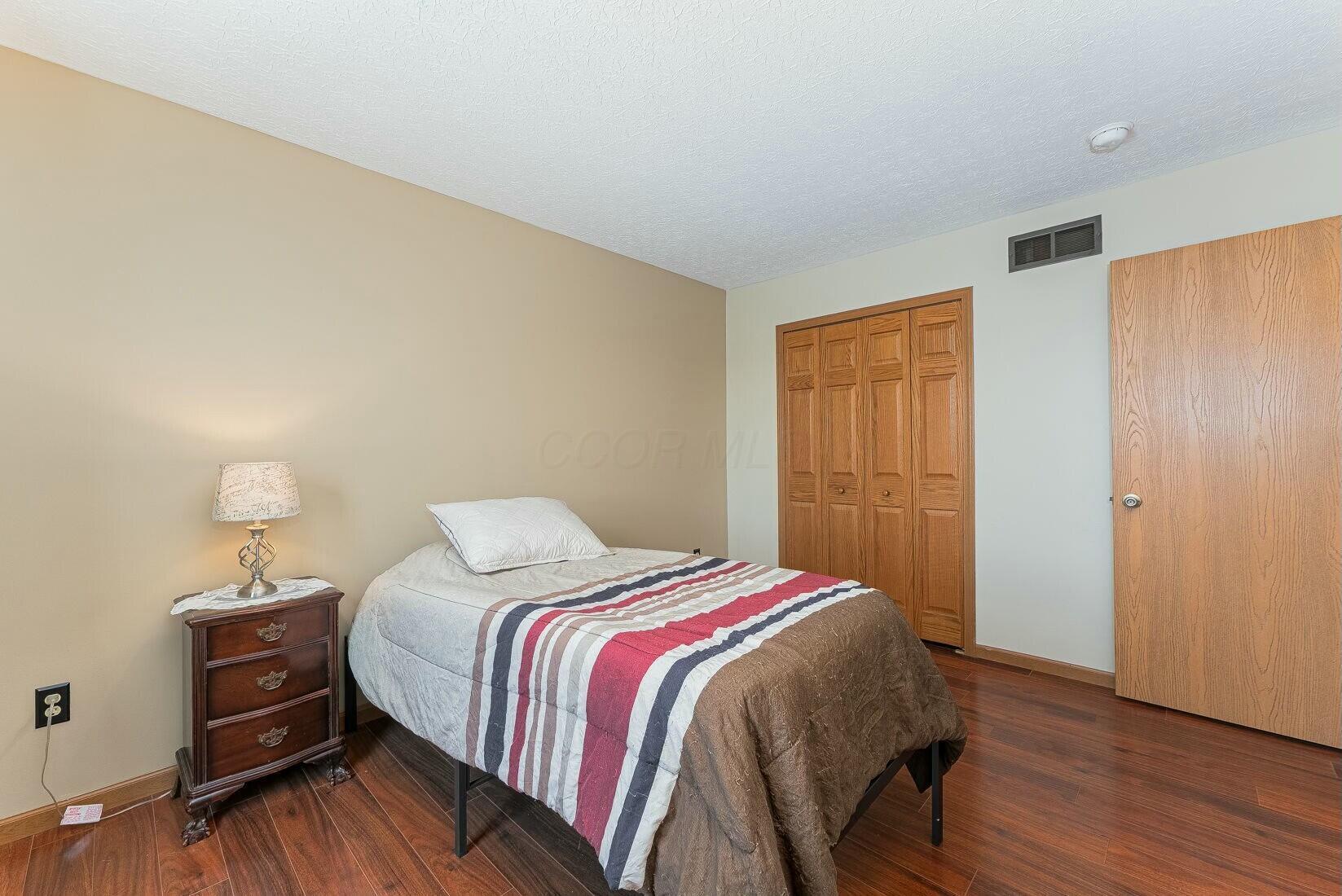 1509 Anderley Road, Grove City, Ohio image 31