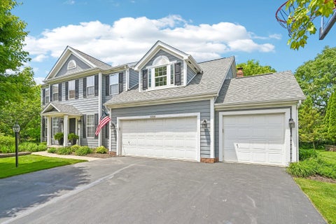 Photo of 6800 Royal Plume Drive, Dublin, OH 43016 (MLS # 226019760)