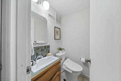 Tiny photo for 4 Club Drive, Chillicothe, OH 45601 (MLS # 226035303)