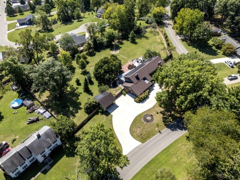 Tiny photo for 4 Club Drive, Chillicothe, OH 45601 (MLS # 226035303)