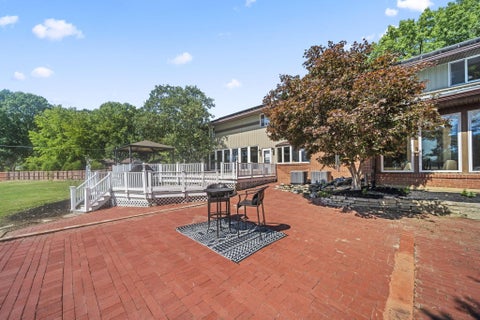 Tiny photo for 4 Club Drive, Chillicothe, OH 45601 (MLS # 226035303)