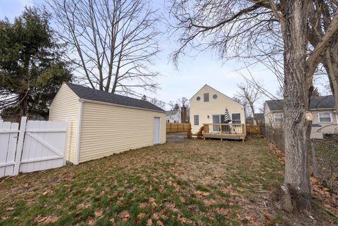 Tiny photo for 111 Rosslyn Avenue, Columbus, OH 43214 (MLS # 226000034)