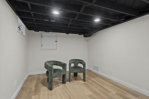 Tiny photo for 111 Rosslyn Avenue, Columbus, OH 43214 (MLS # 226000034)