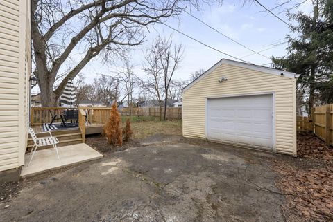 Tiny photo for 111 Rosslyn Avenue, Columbus, OH 43214 (MLS # 226000034)