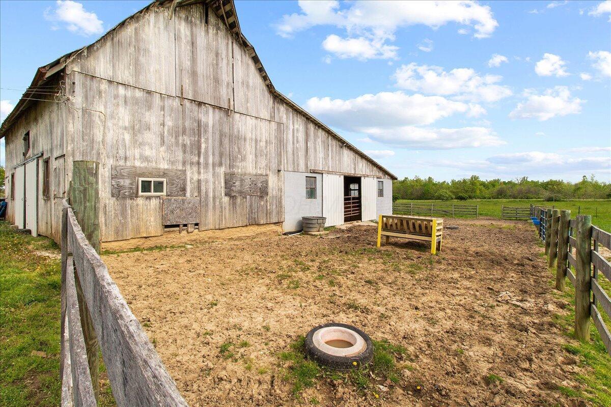 7588 Stringtown Road, Mechanicsburg, Ohio image 13