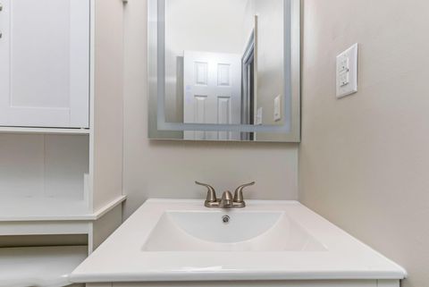 Tiny photo for 1767 Alcoy Drive, Columbus, OH 43227 (MLS # 225044977)