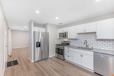 Photo of 1767 Alcoy Drive, Columbus, OH 43227 (MLS # 225044977)