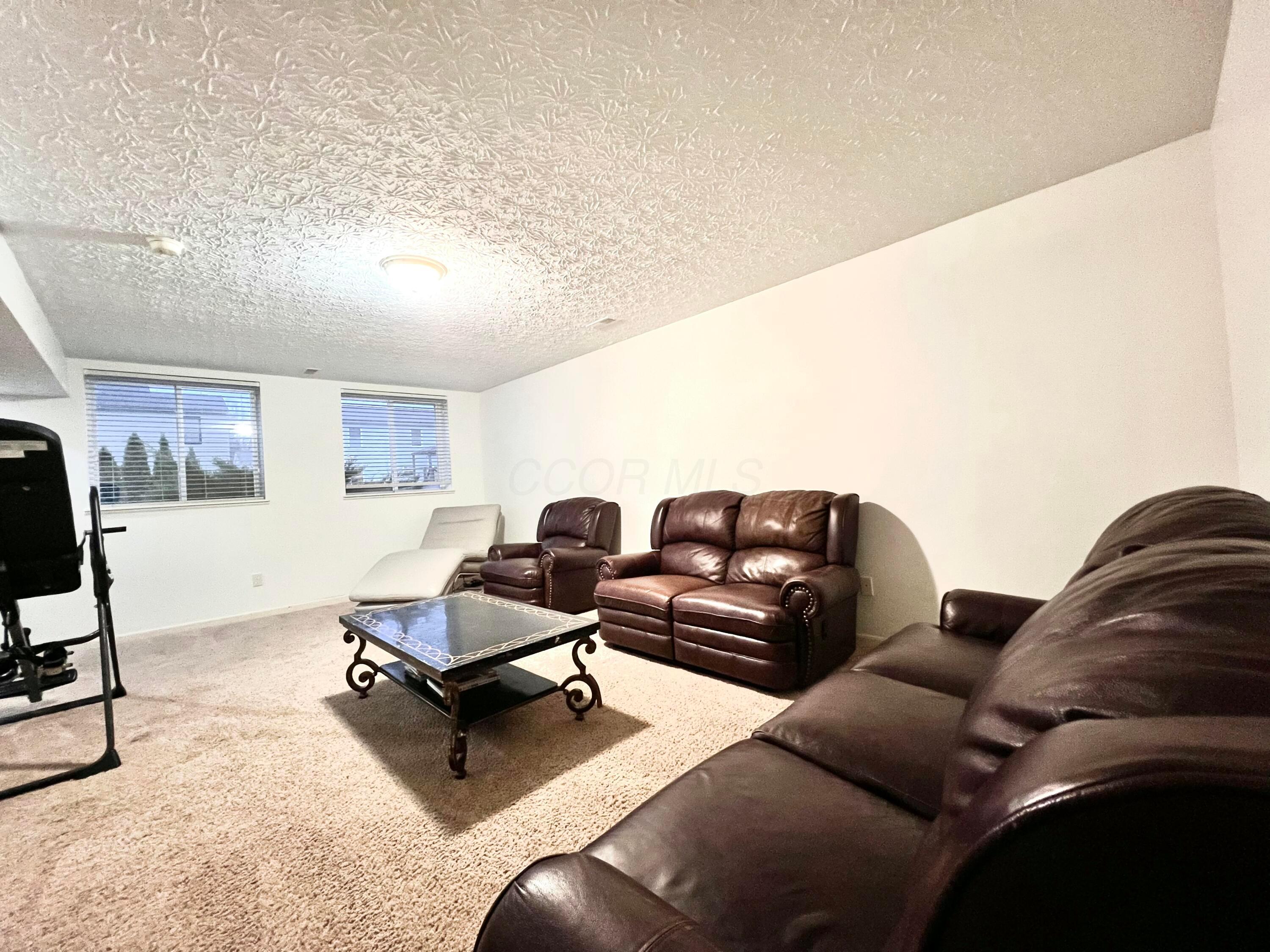 8405 Union Drive, Galloway, Ohio image 25