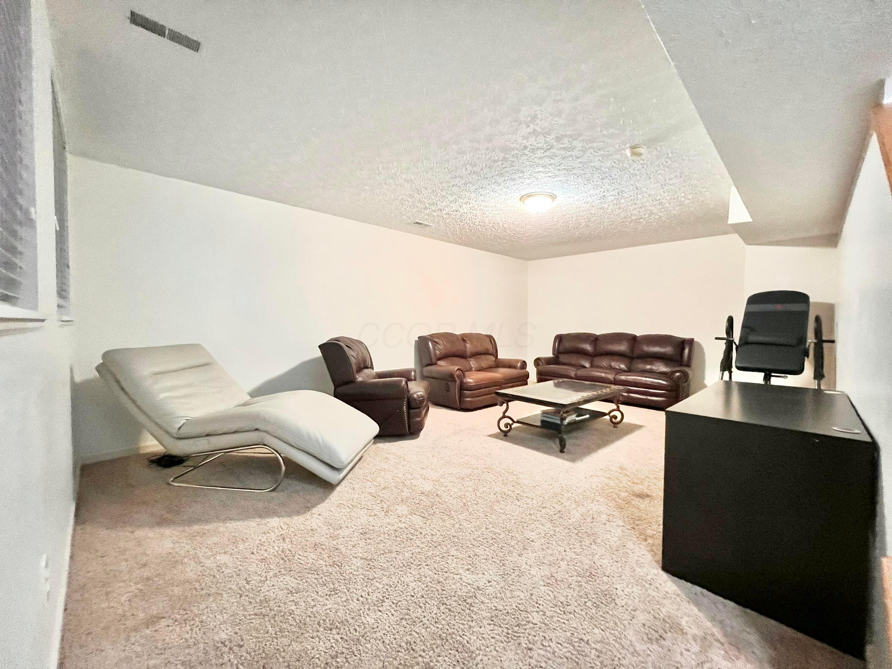 8405 Union Drive, Galloway, Ohio image 27