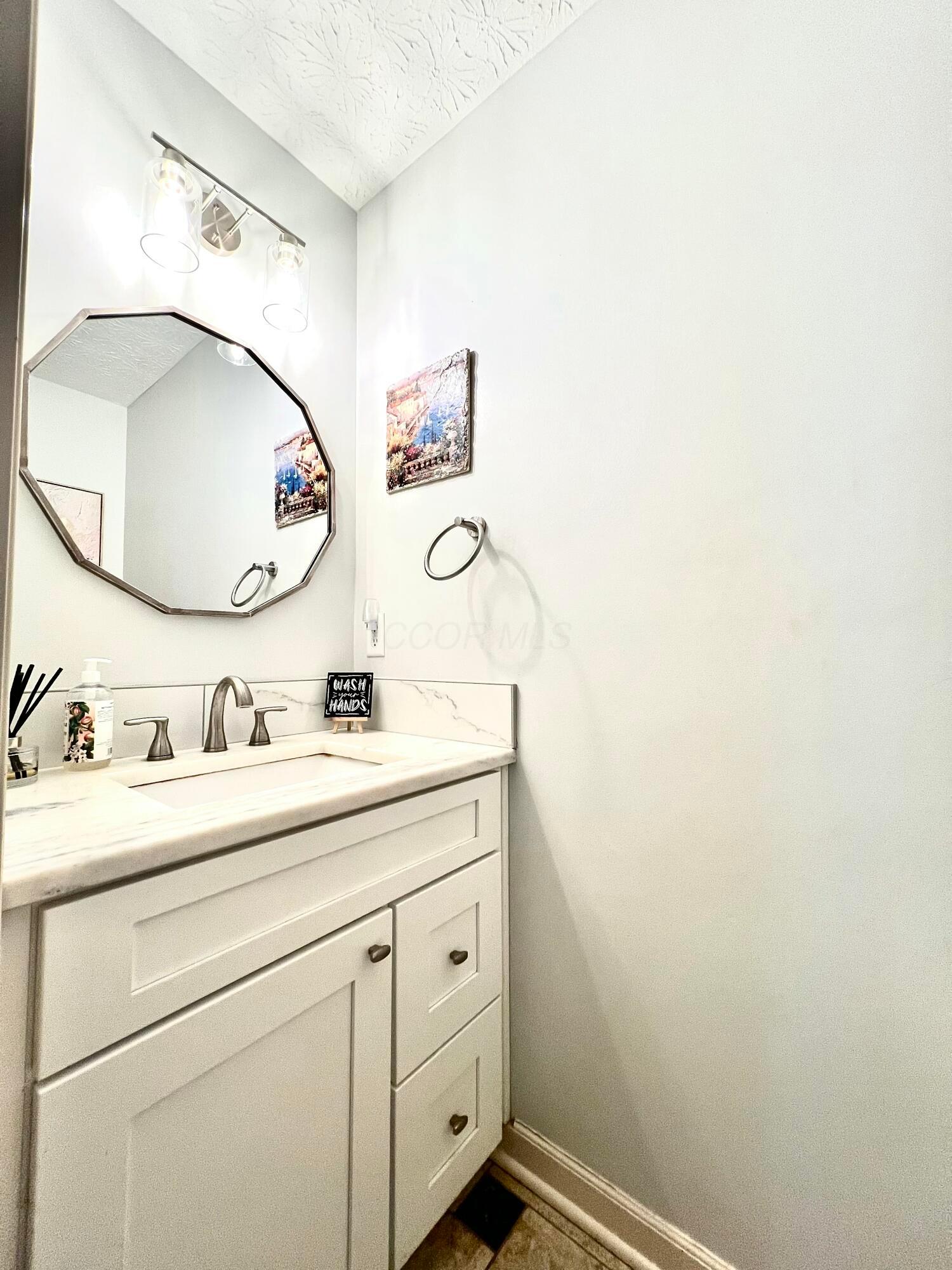 8405 Union Drive, Galloway, Ohio image 23
