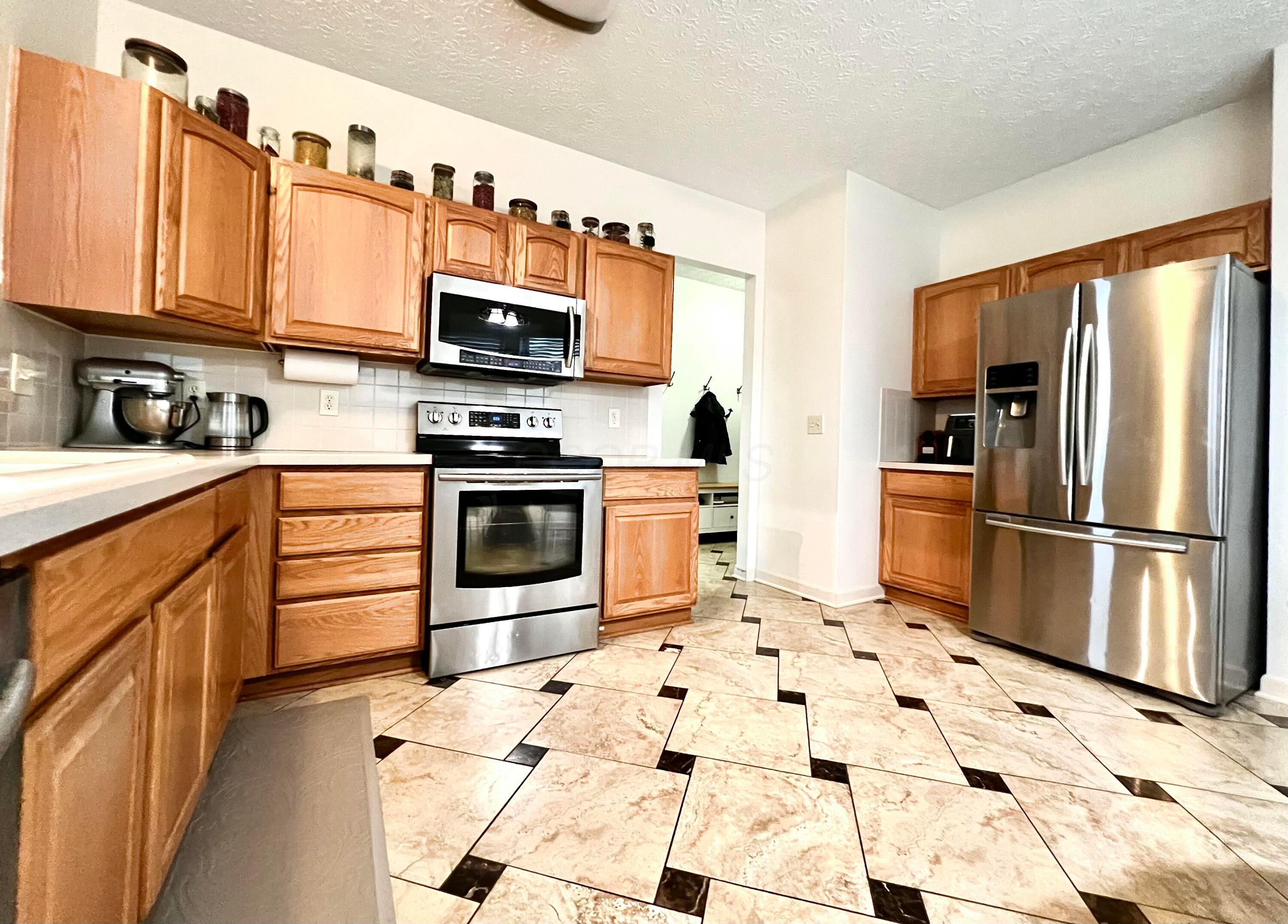 8405 Union Drive, Galloway, Ohio image 11