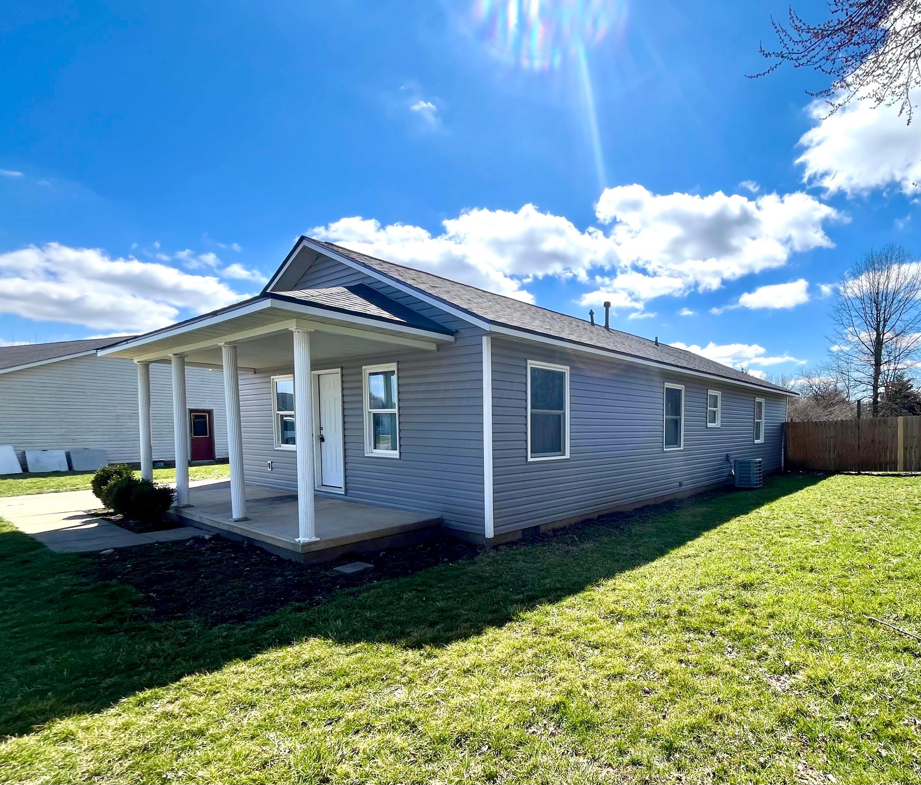 142 Mcdowell Street, Bloomingburg, Ohio image 3