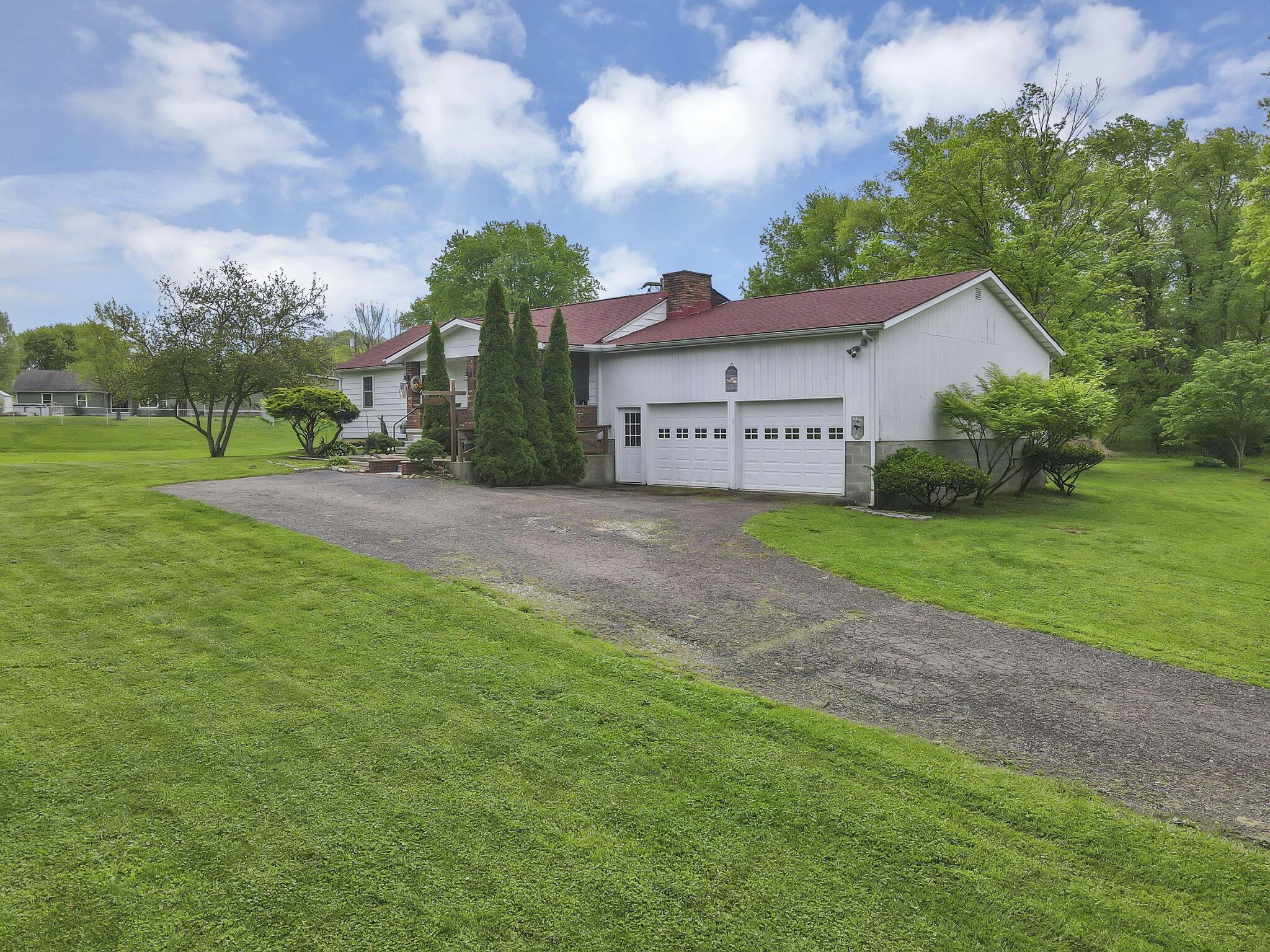 4225 Woodlane Drive, Nelsonville, Ohio image 36