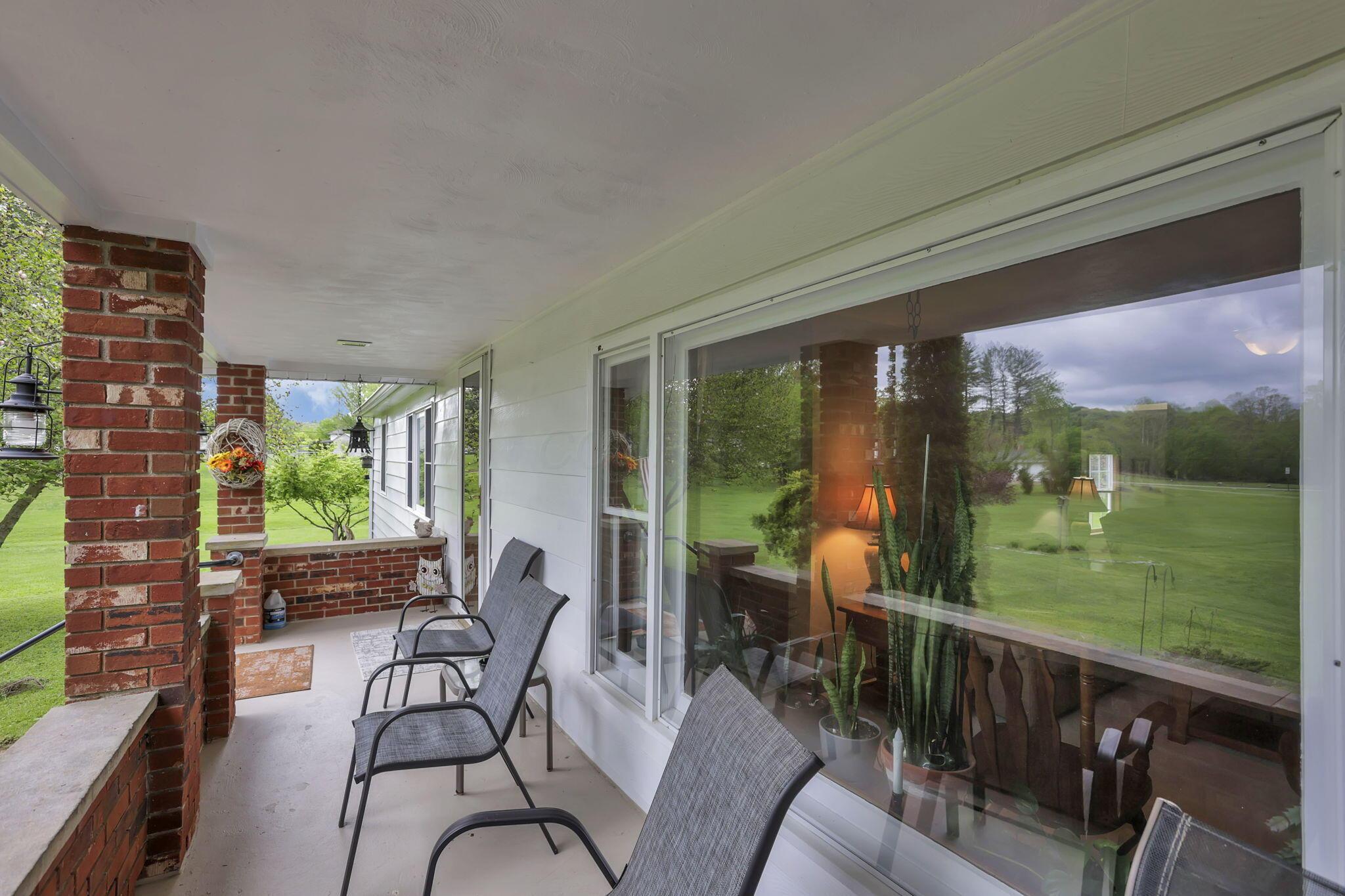4225 Woodlane Drive, Nelsonville, Ohio image 3