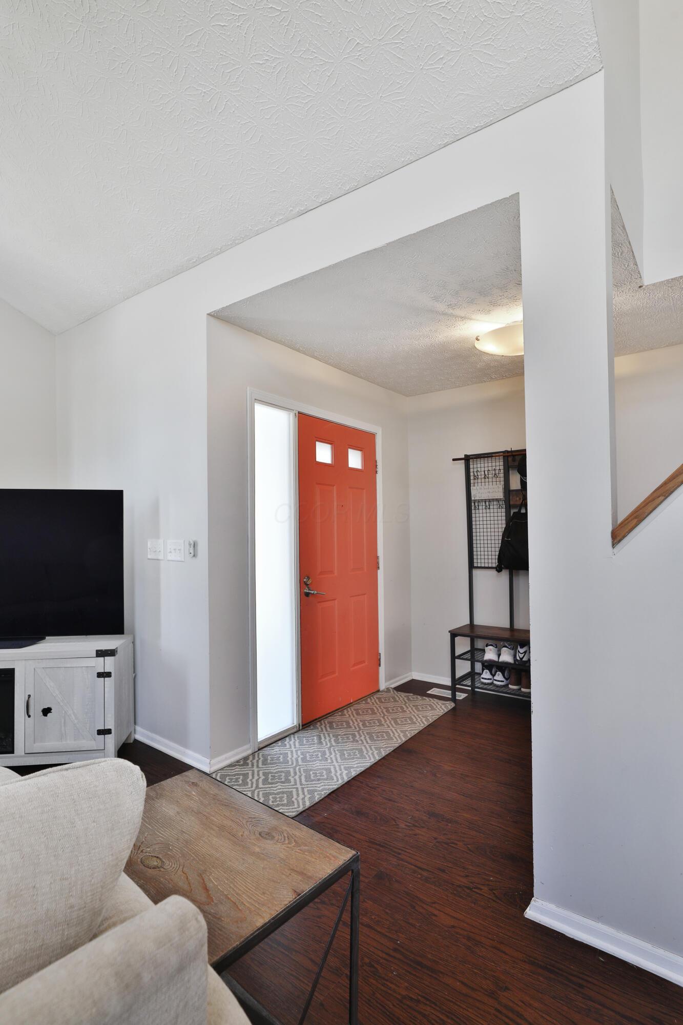 8563 Priestley Drive, Reynoldsburg, Ohio image 3