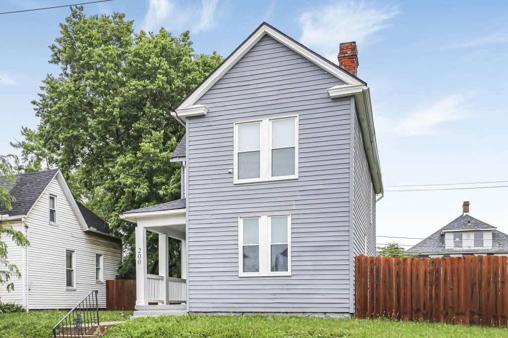 Photo of 200 S Cypress Avenue, Columbus, OH 43223 (MLS # 226020781)