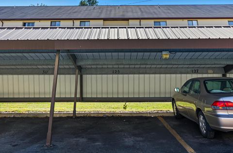 Tiny photo for 3967 Karl Road 125 #125, Columbus, OH 43224 (MLS # 225039574)