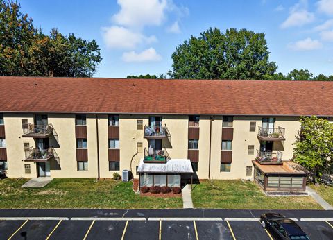 Tiny photo for 3967 Karl Road 125 #125, Columbus, OH 43224 (MLS # 225039574)