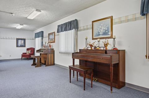 Tiny photo for 3967 Karl Road 125 #125, Columbus, OH 43224 (MLS # 225039574)