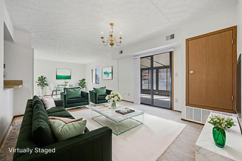 Tiny photo for 3967 Karl Road 125 #125, Columbus, OH 43224 (MLS # 225039574)