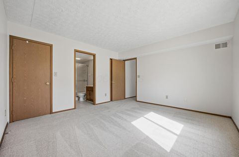 Tiny photo for 3967 Karl Road 125 #125, Columbus, OH 43224 (MLS # 225039574)