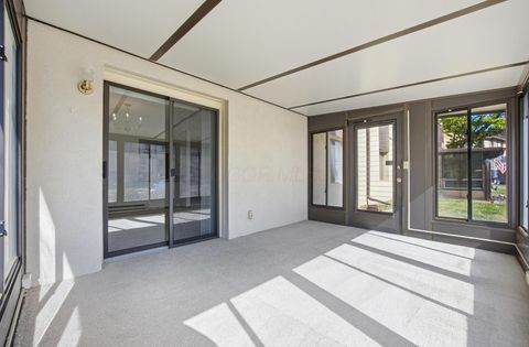 Tiny photo for 3967 Karl Road 125 #125, Columbus, OH 43224 (MLS # 225039574)