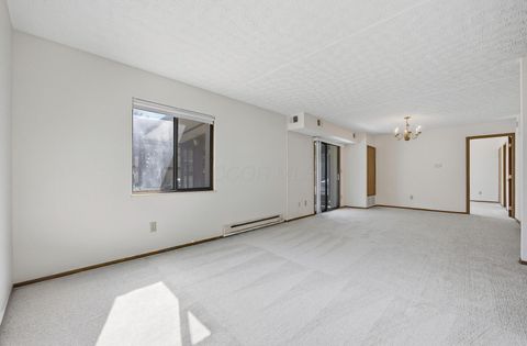 Tiny photo for 3967 Karl Road 125 #125, Columbus, OH 43224 (MLS # 225039574)