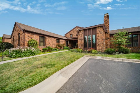 Condo For Sale - 4231 Chaucer Lane<br/> Columbus, OH 43220