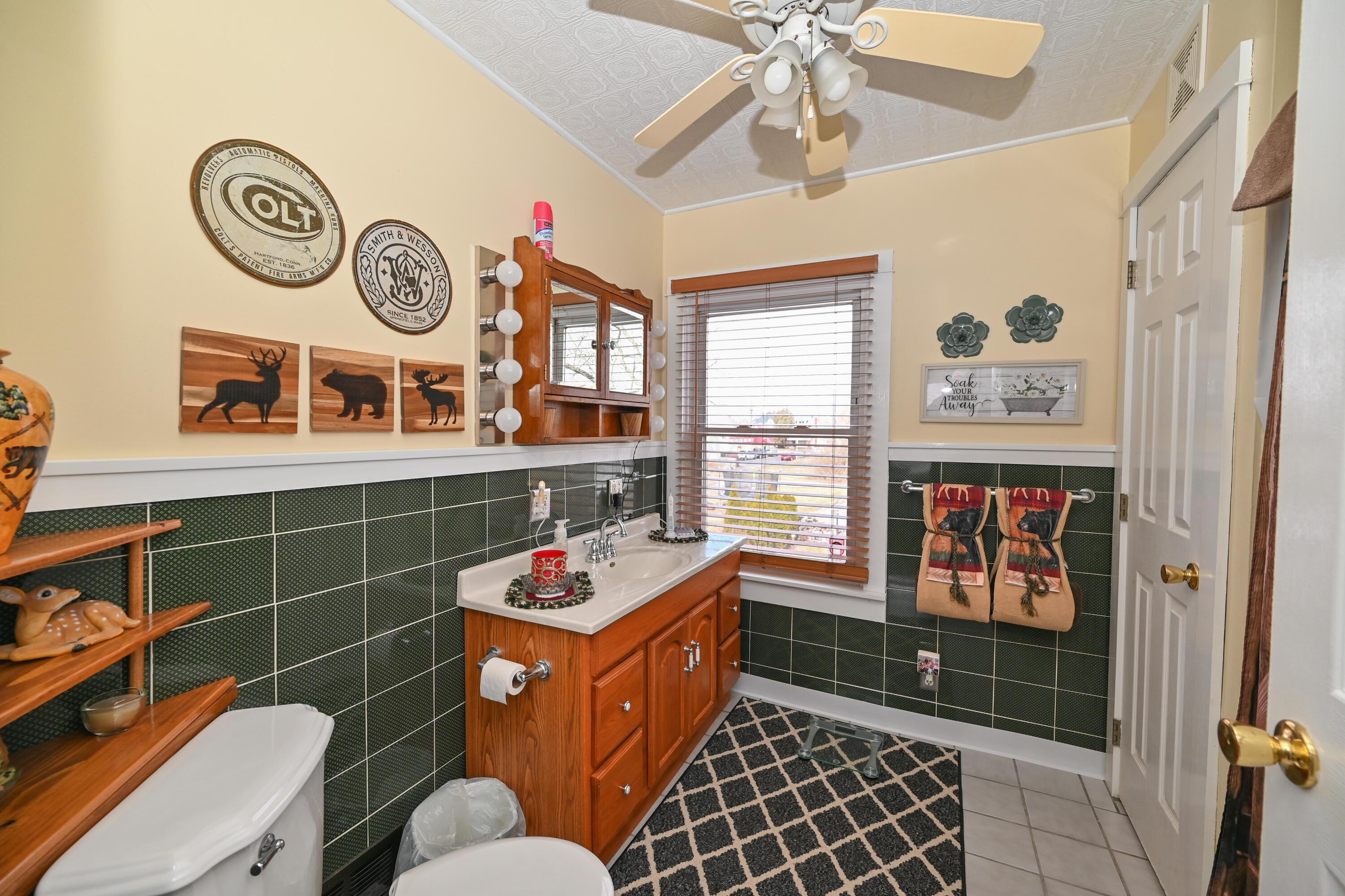 590 E Church Street, Marion, Ohio image 38