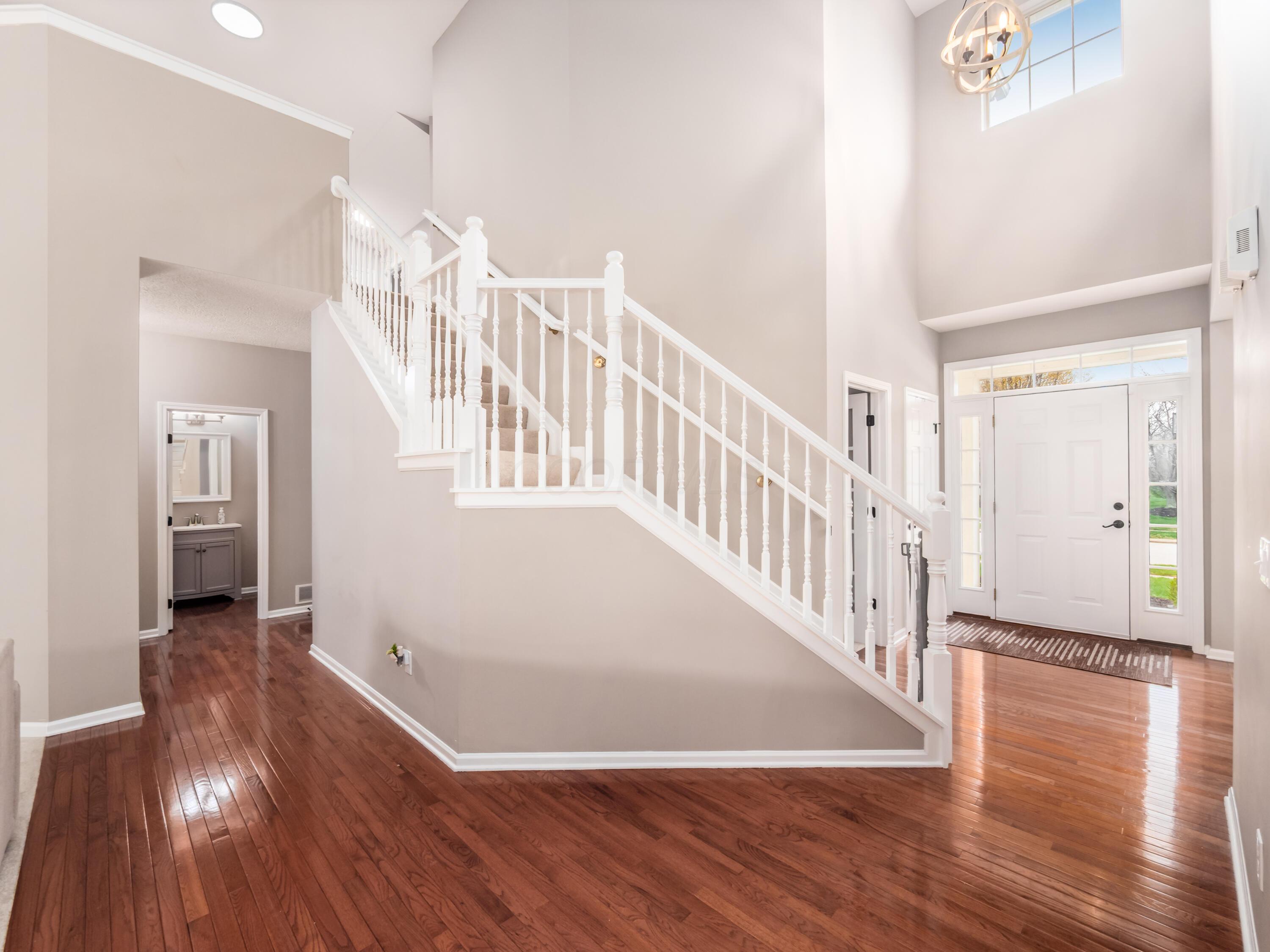 7663 Windsor Drive, Dublin, Ohio image 32