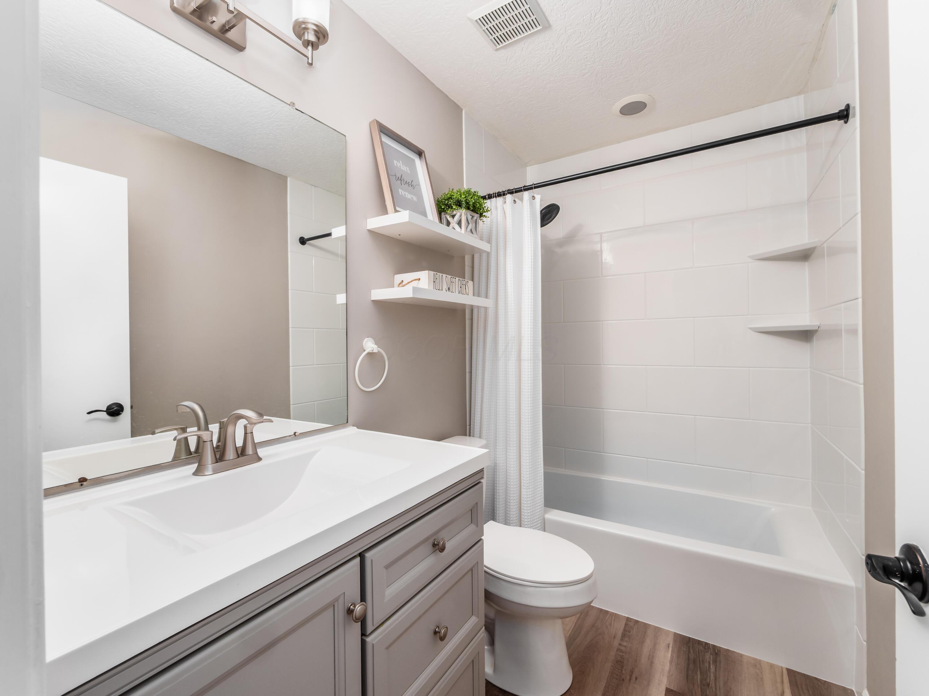 7663 Windsor Drive, Dublin, Ohio image 38