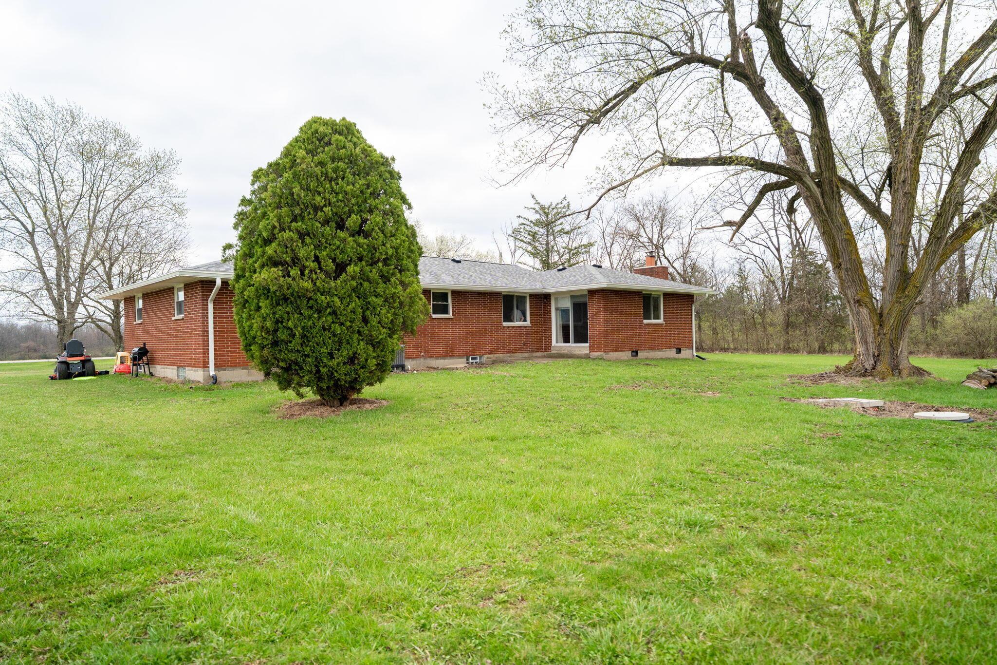 9130 S Palmer Road, New Carlisle, Ohio image 20
