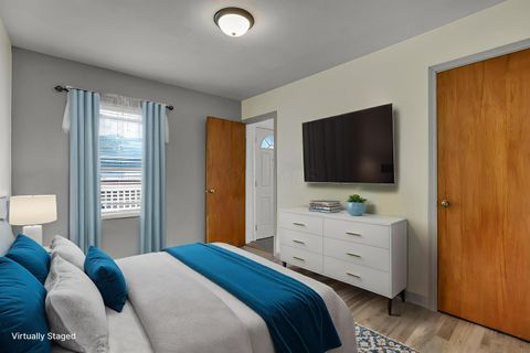 Tiny photo for 4501 Amesbury Road, Columbus, OH 43227 (MLS # 225039499)