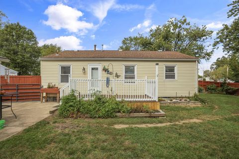 Tiny photo for 4501 Amesbury Road, Columbus, OH 43227 (MLS # 225039499)