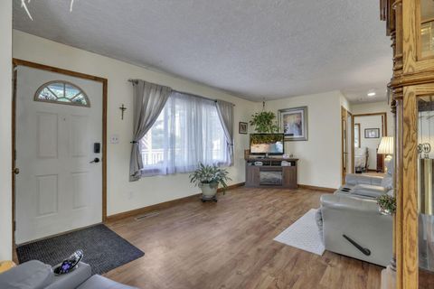 Tiny photo for 4501 Amesbury Road, Columbus, OH 43227 (MLS # 225039499)