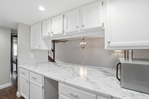 Tiny photo for 1683 Saint Albans Court 22-83 #22-83, Columbus, OH 43220 (MLS # 225044774)