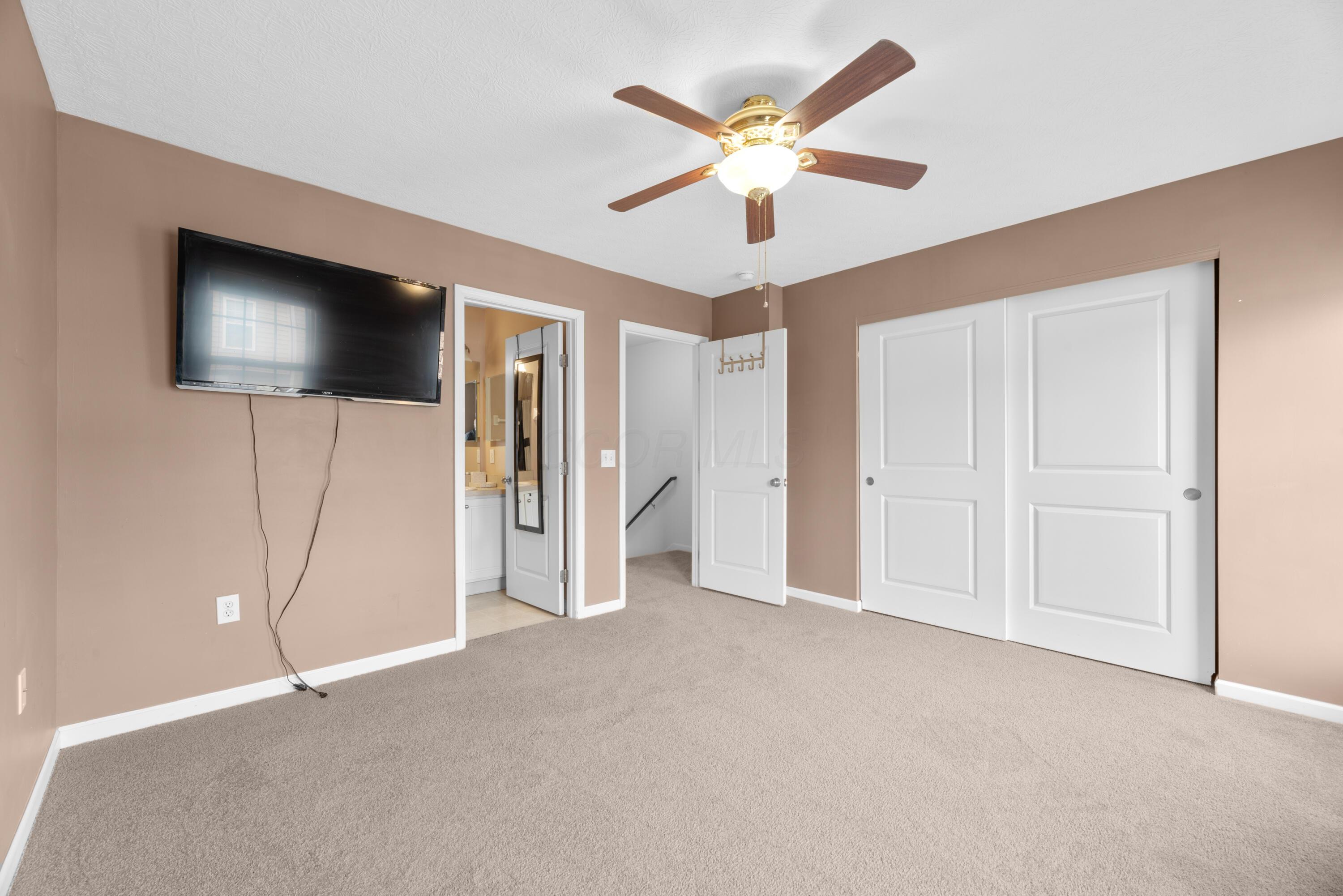 8180 Hawkswillow Drive, Blacklick, Ohio image 25