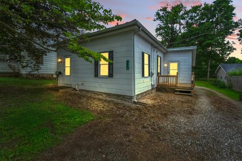 300 1/2 Calhoun Street Mount Vernon OH 43050