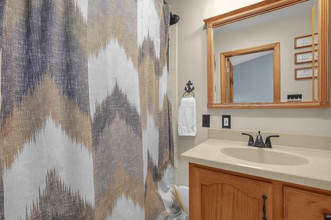 Tiny photo for 2571 W Choctaw Drive, London, OH 43140 (MLS # 226004276)