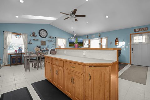 Tiny photo for 2571 W Choctaw Drive, London, OH 43140 (MLS # 226004276)