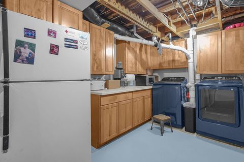 Tiny photo for 2571 W Choctaw Drive, London, OH 43140 (MLS # 226004276)